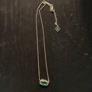 Kendra Scott necklace